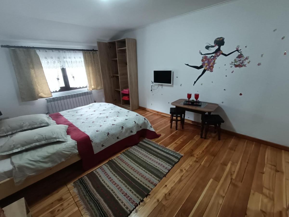 Casa Dintre Pini Villa Păltinoasa Exterior foto